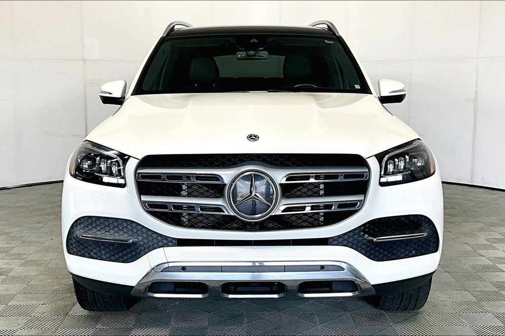 Used 2022 Mercedes-Benz GLS 450 4MATIC image 3
