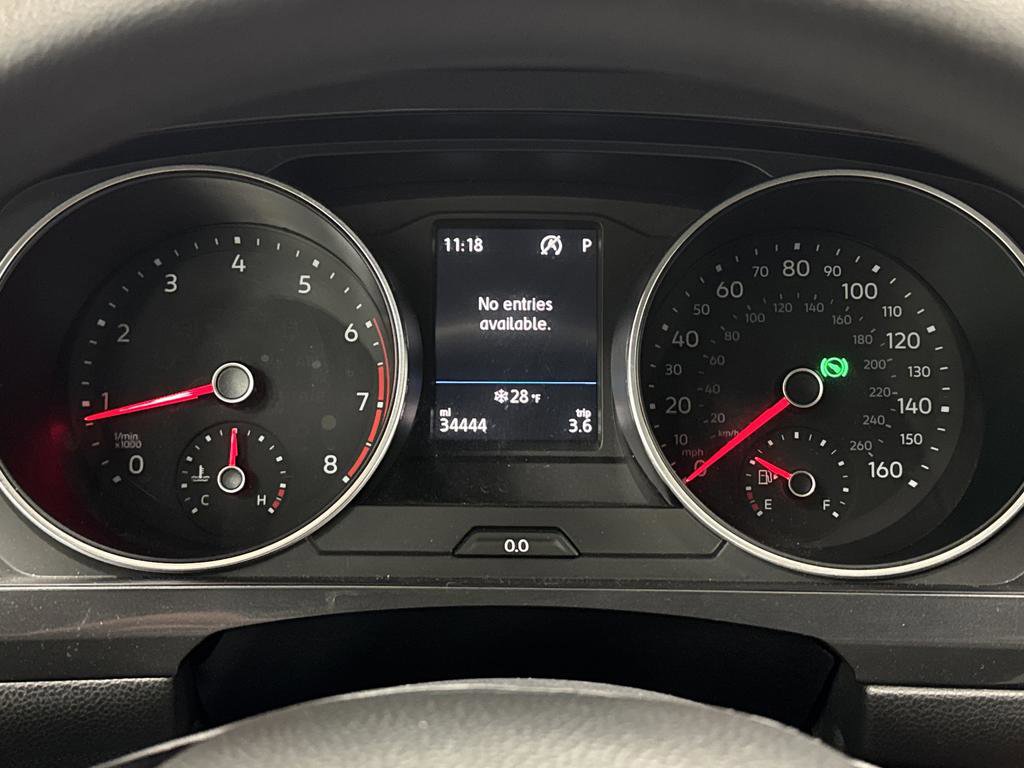 Used 2018 Volkswagen Tiguan S image 15