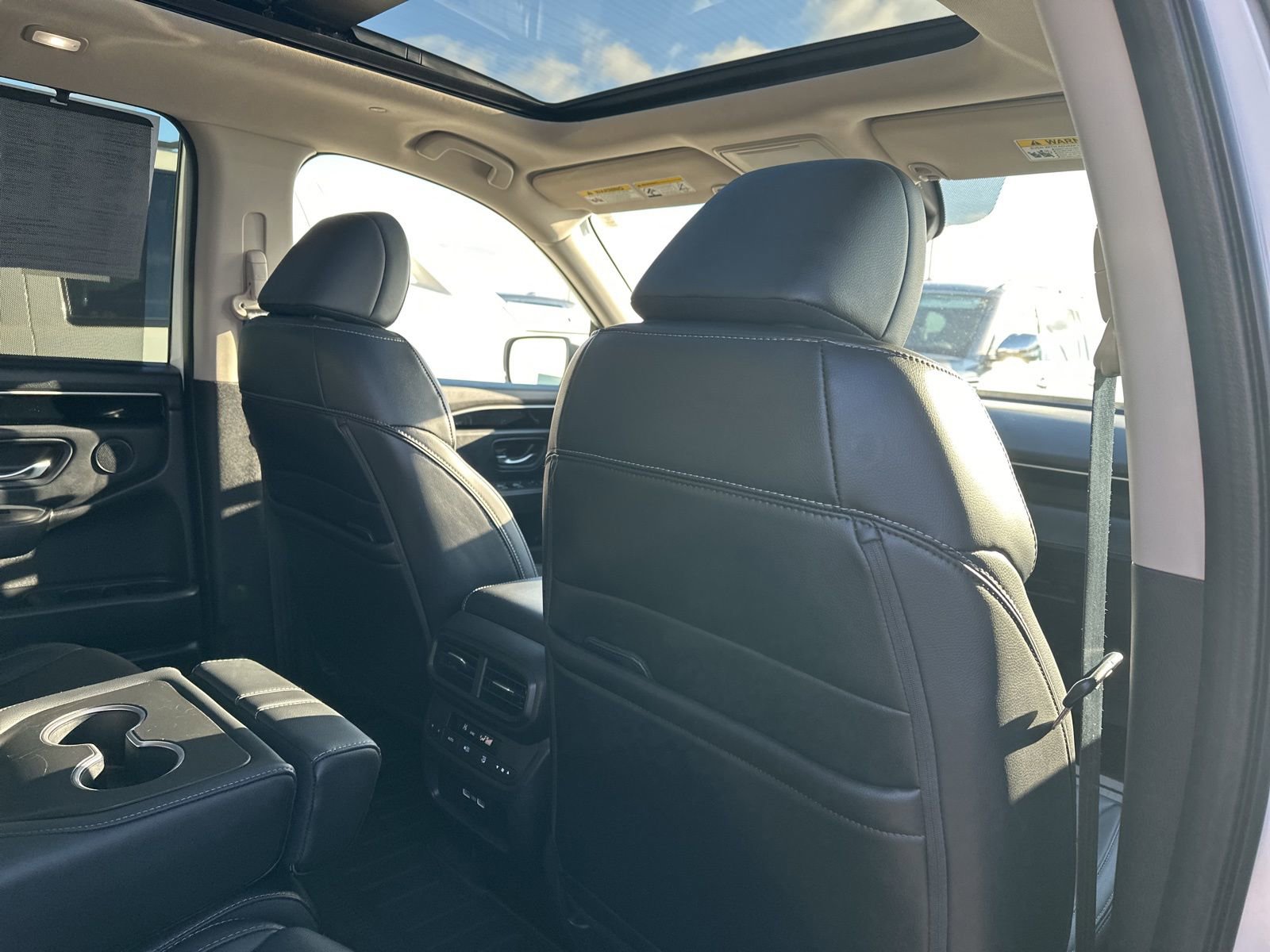 Used 2023 Honda Pilot Touring image 32