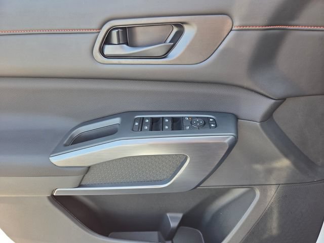 New 2026 Nissan Pathfinder Rock Creek AWD/4WD image 21