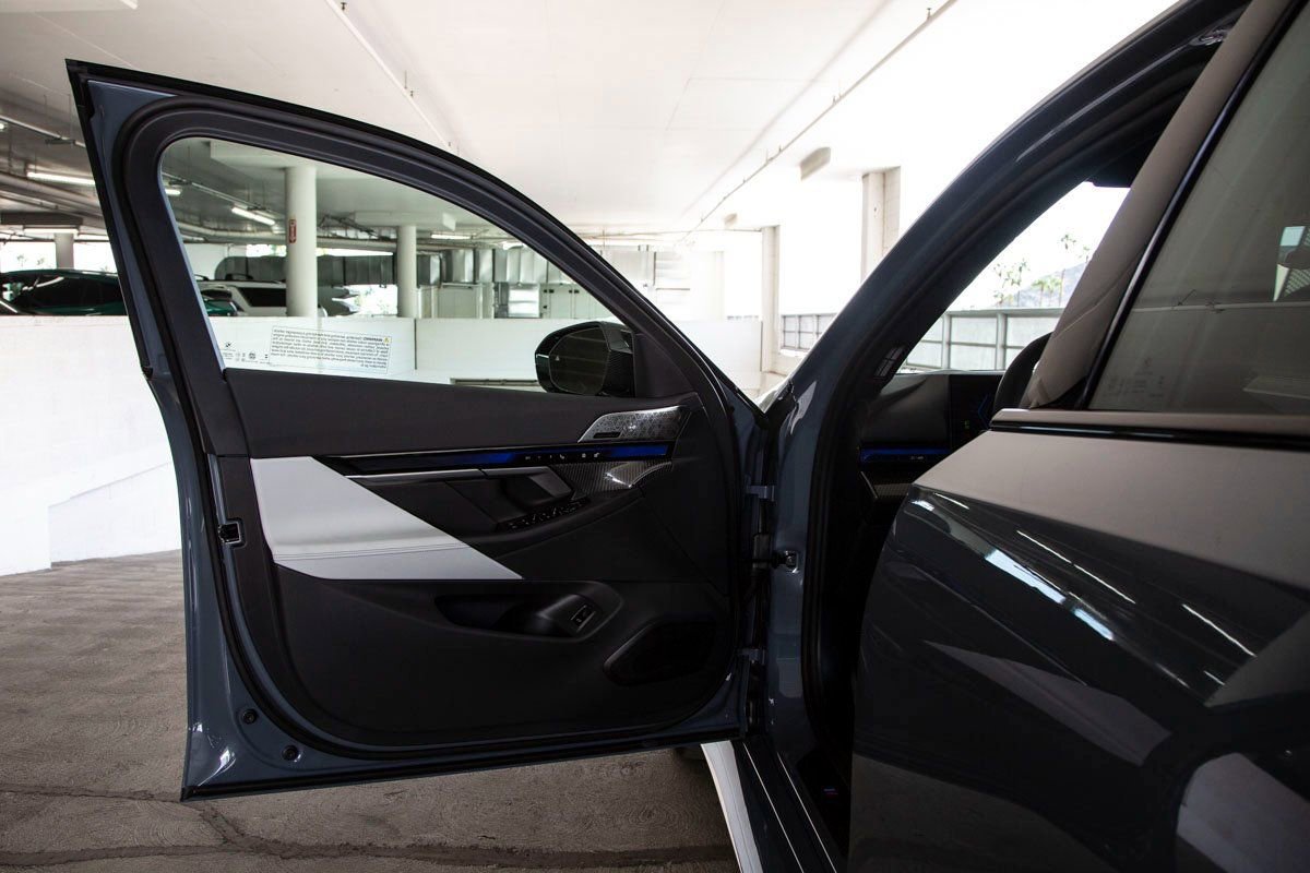 New 2026 BMW M5 w/ Carbon Package image 14