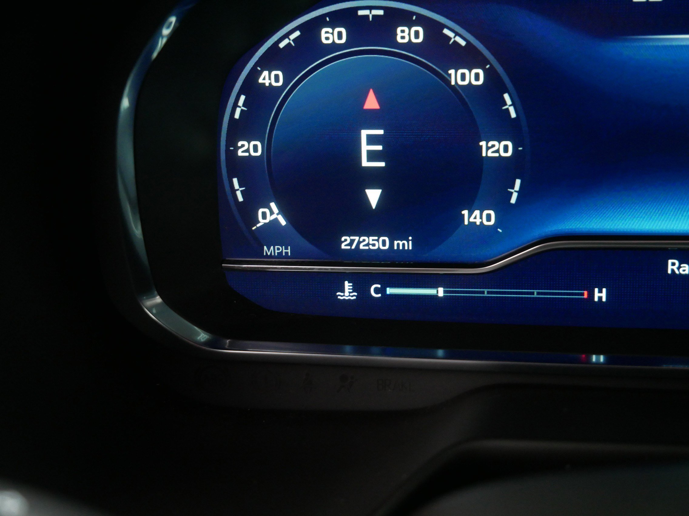 Used 2023 Chevrolet Suburban RST w/ Sport Performance Package image 37