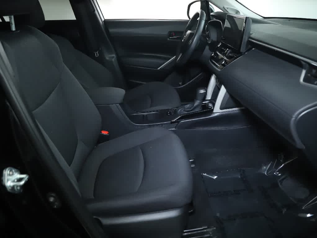 Certified 2024 Toyota Corolla Cross LE w/ Moonroof Package AWD/4WD image 33
