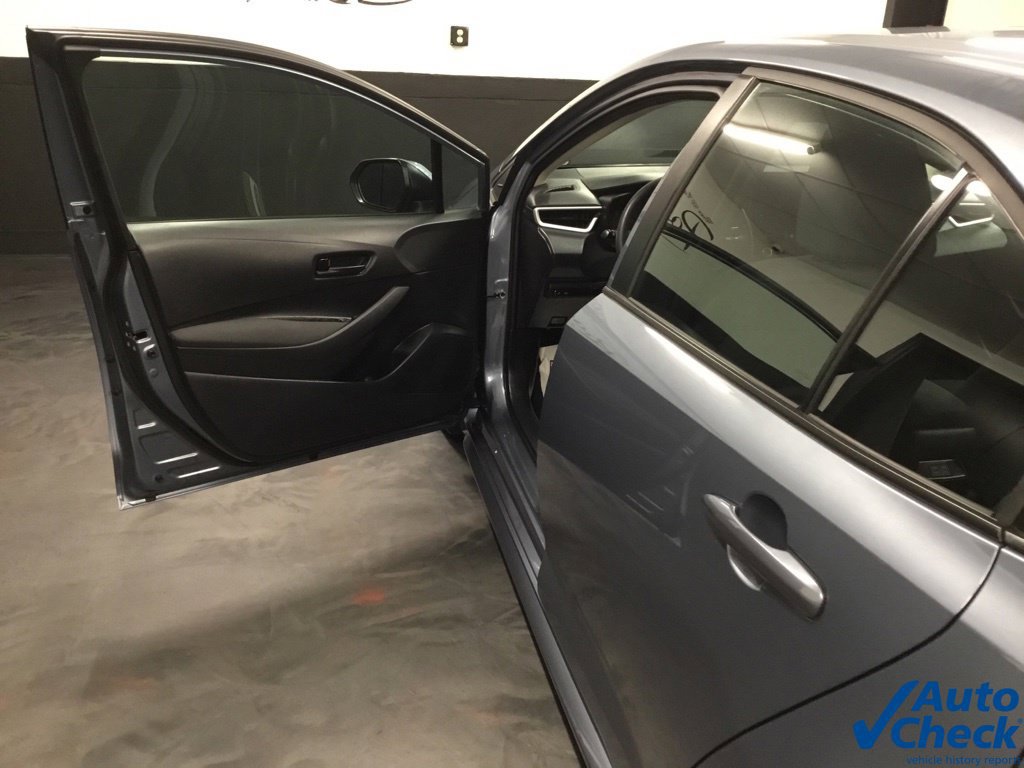 Used 2025 Toyota Corolla LE w/ LE Premium Package FWD image 20