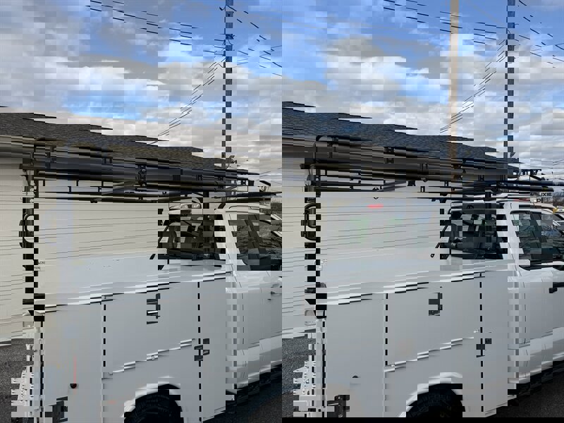 Used 2025 Ford F250 XL w/ XL Chrome Package image 12