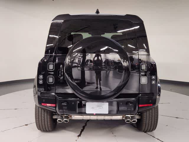New 2026 Land Rover Defender 110 V8 AWD/4WD image 15
