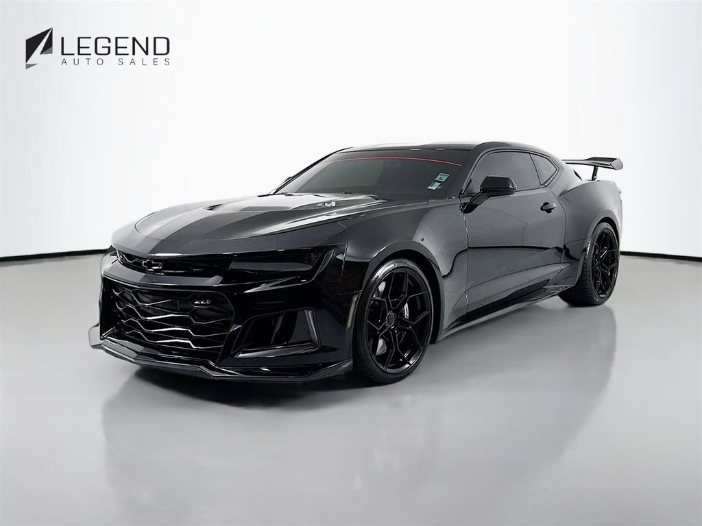 Used 2018 Chevrolet Camaro ZL1 RWD image 1