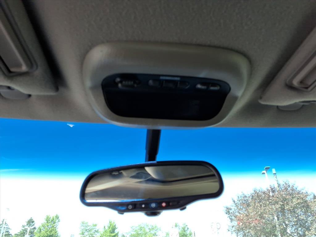 Used 2004 Chevrolet Monte Carlo SS w/ Preferred Equipment Group FWD image 24
