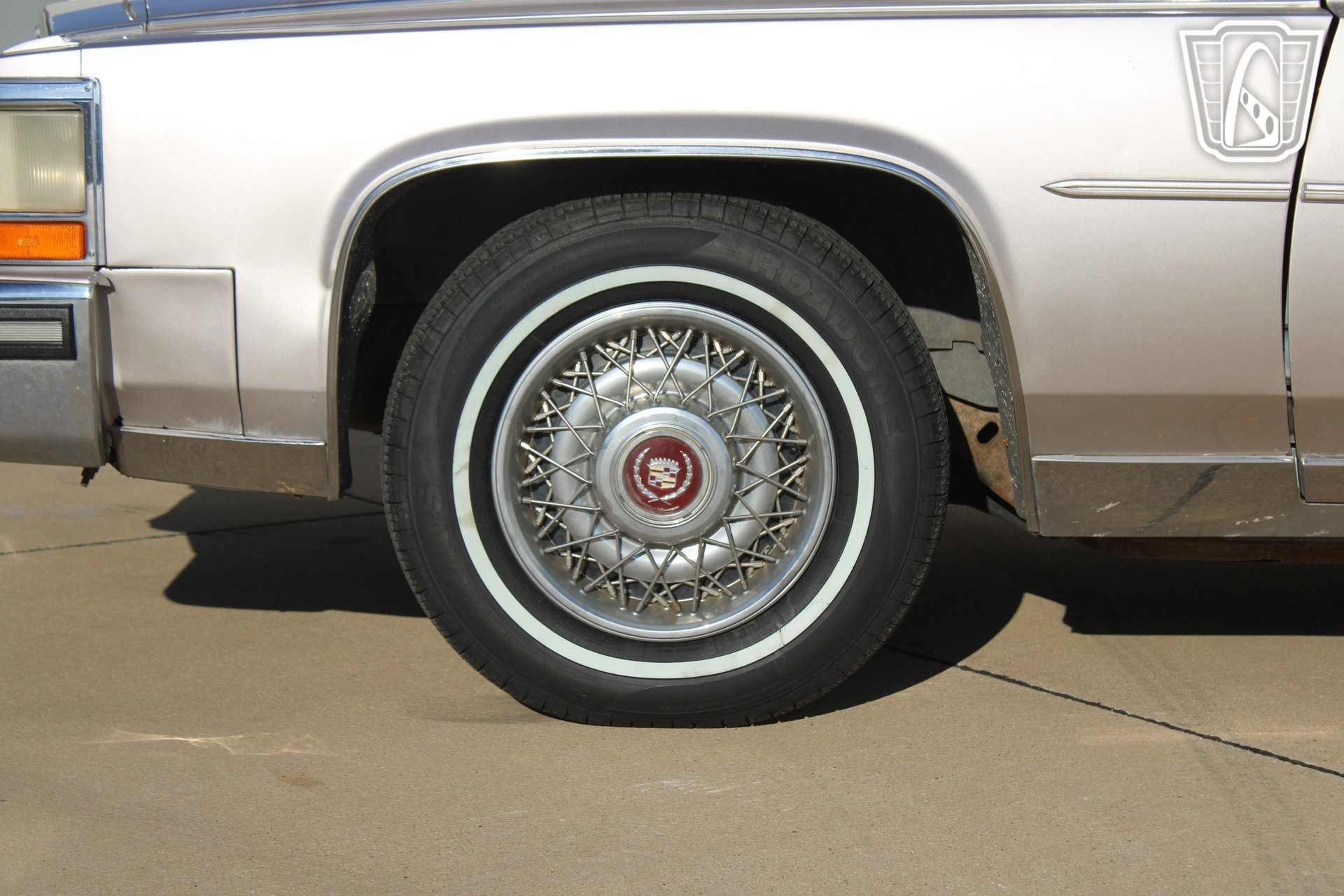 Used 1987 Cadillac Brougham image 27