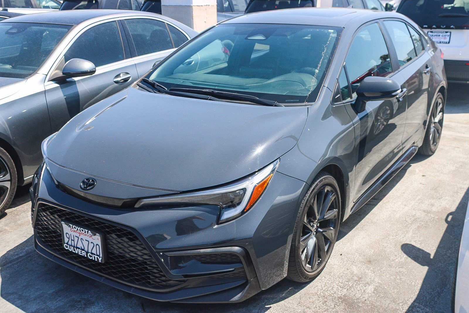 Certified 2023 Toyota Corolla SE w/ SE Premium Package FWD image 5