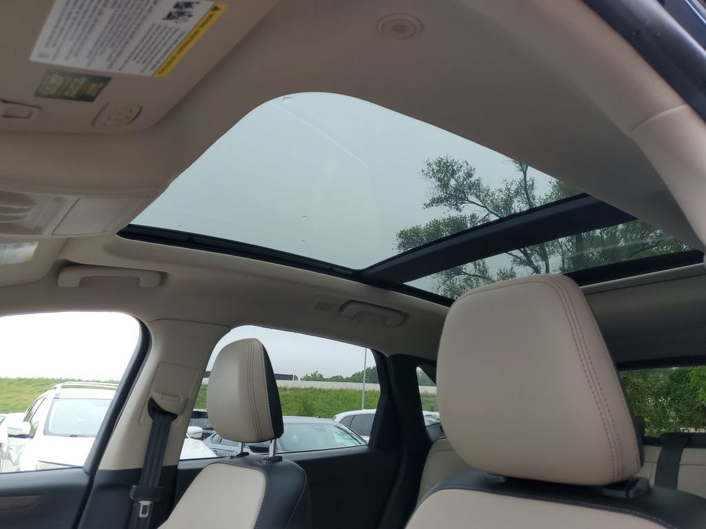 Used 2020 Ford Escape Titanium AWD/4WD image 12