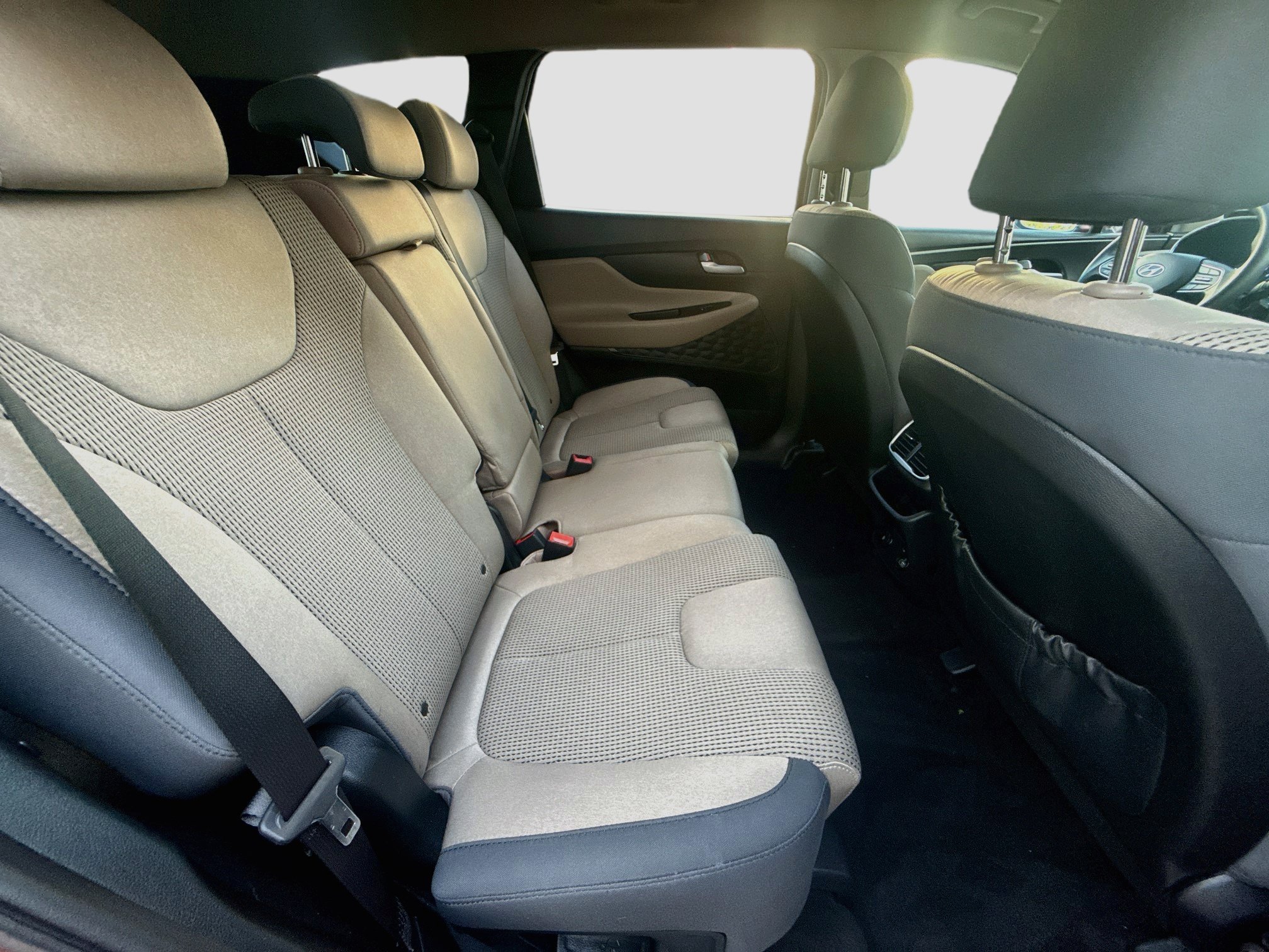 Used 2020 Hyundai Santa Fe SE FWD image 26
