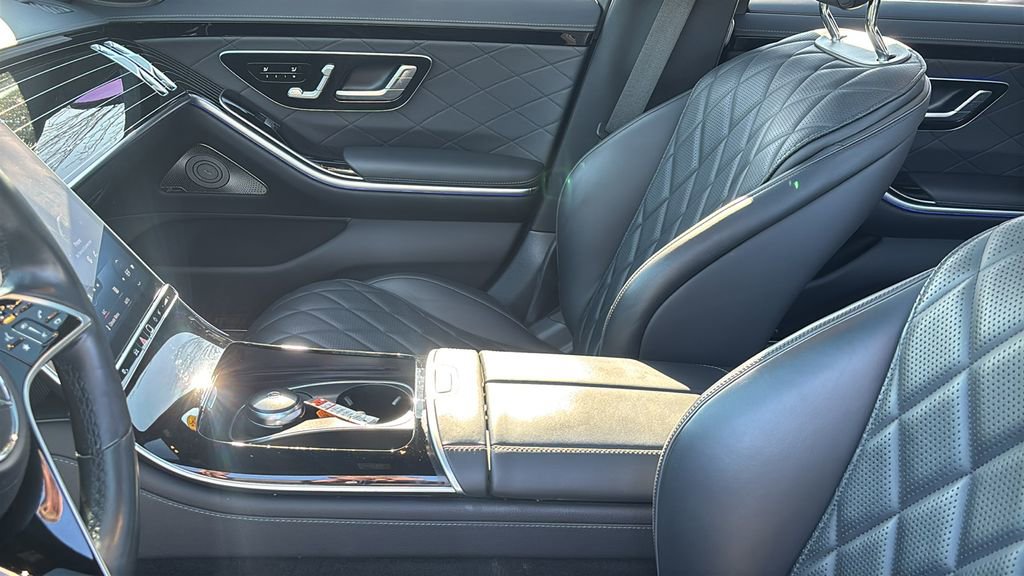Used 2022 Mercedes-Benz S 500 4MATIC image 24