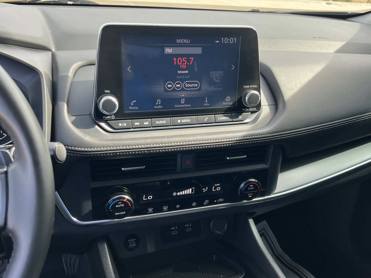 Certified 2025 Nissan Rogue SV AWD/4WD image 16