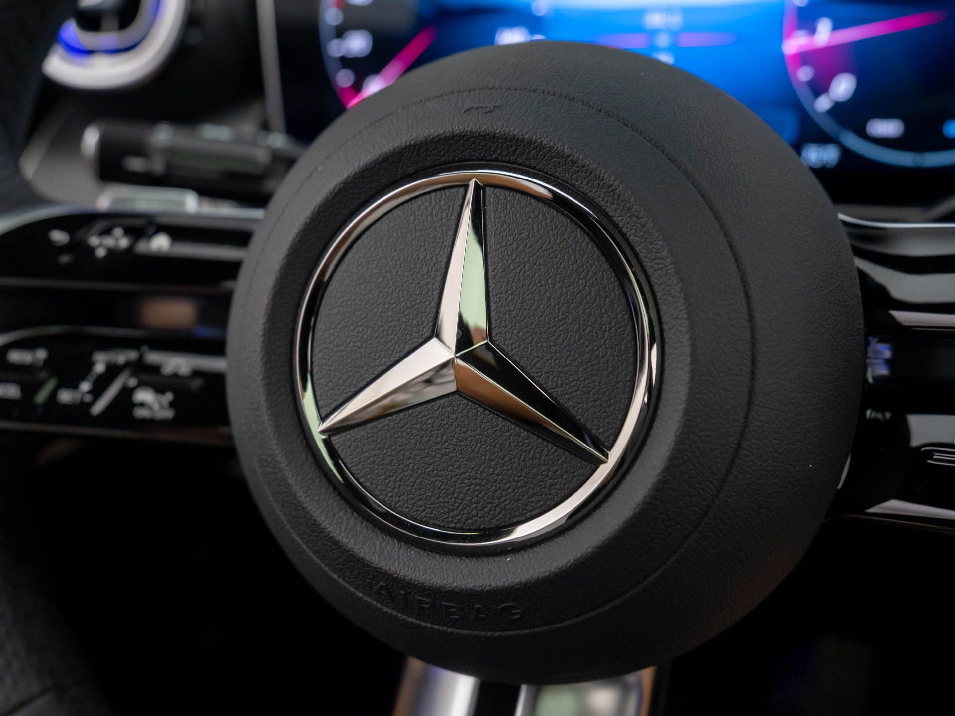 New 2026 Mercedes-Benz GLC 300 4MATIC image 25