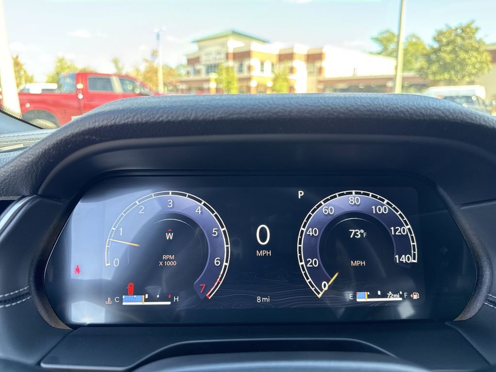 New 2025 Jeep Grand Cherokee Altitude image 19