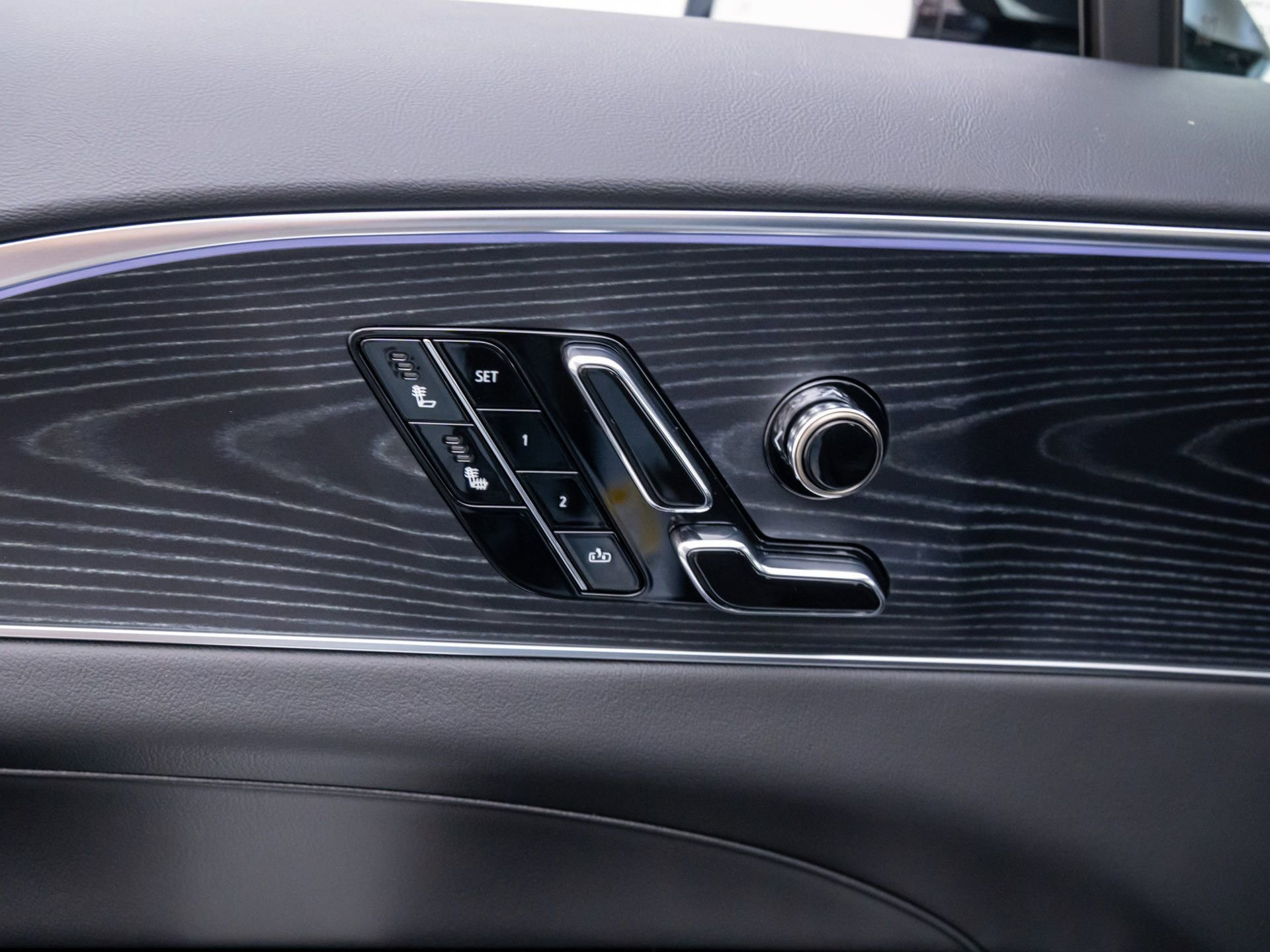 New 2026 Cadillac Lyriq Sport image 15