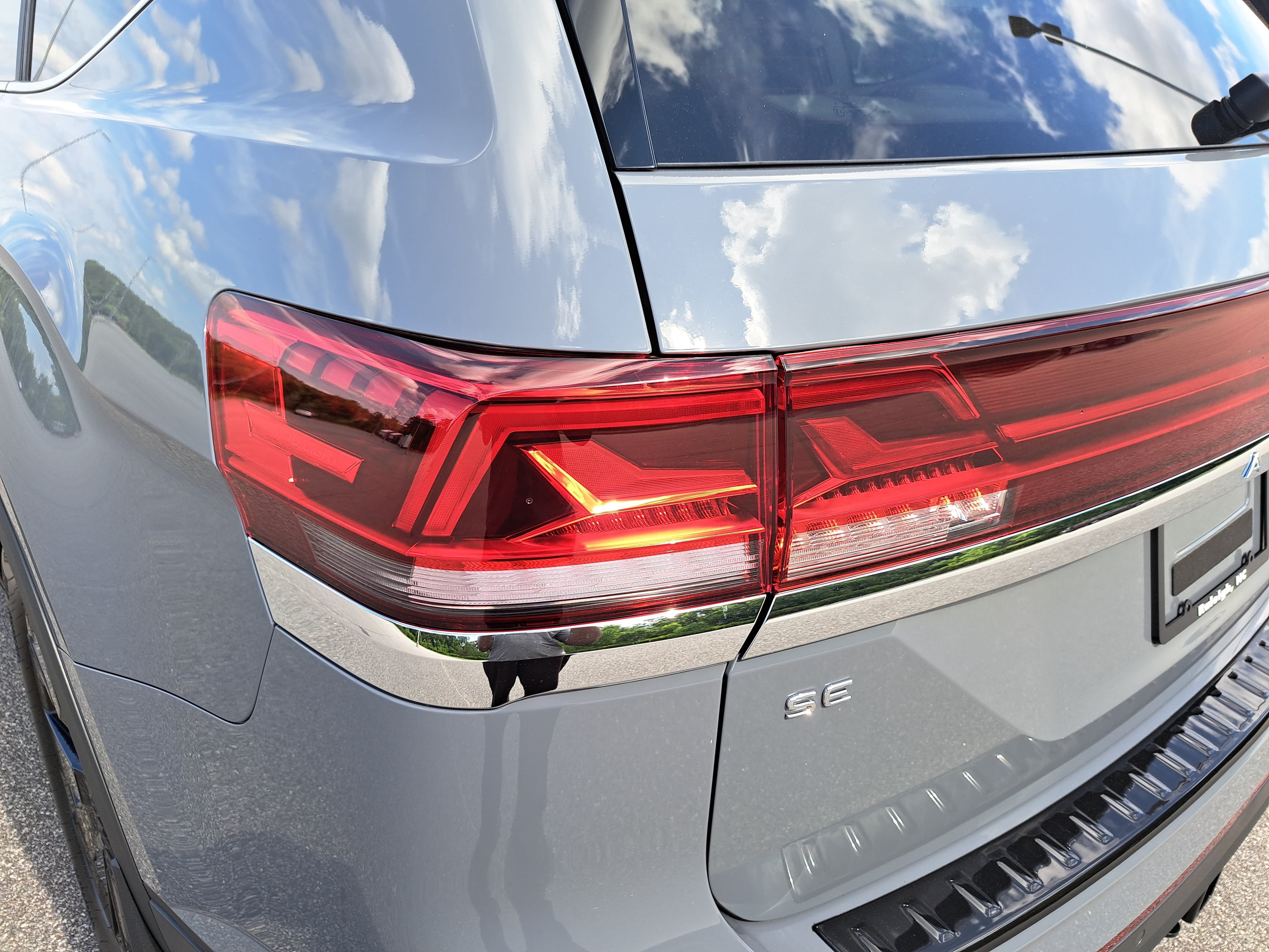 New 2026 Volkswagen Atlas SE FWD image 33