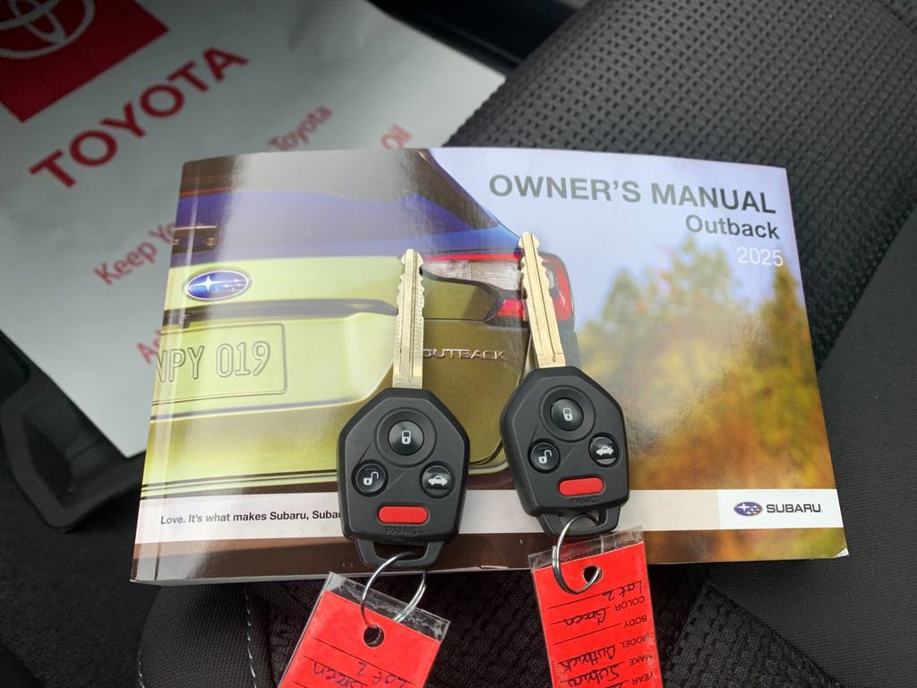 Used 2025 Subaru Outback Premium w/ Popular Package #1 image 12