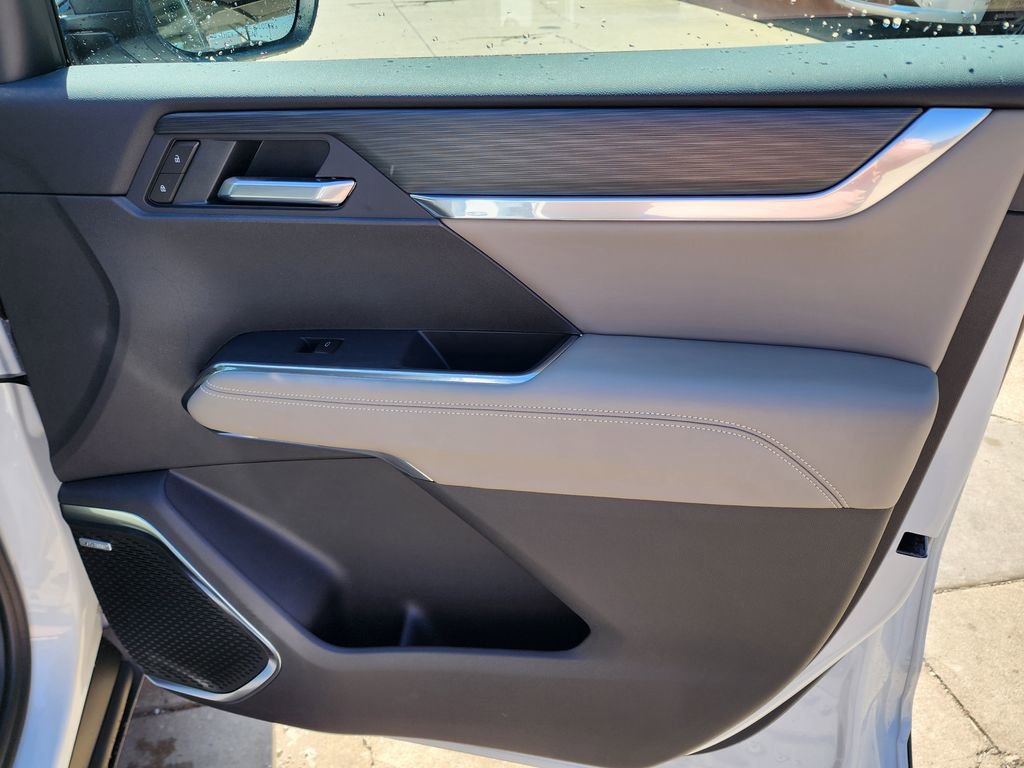 New 2026 GMC Acadia Elevation image 39