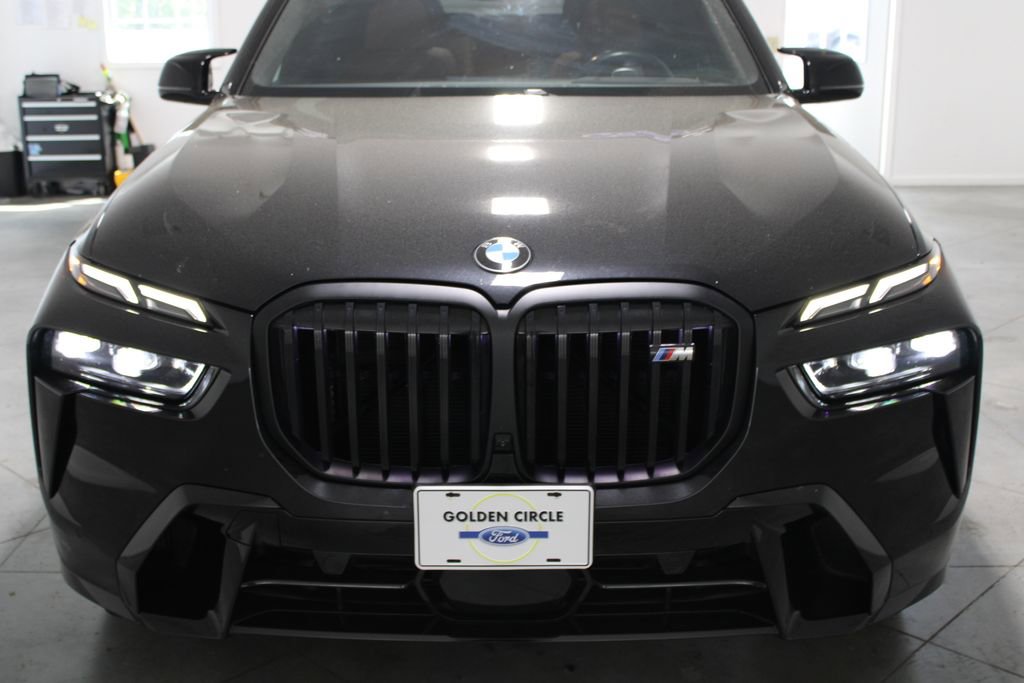 Used 2024 BMW X7 M60i w/ Executive Package image 61