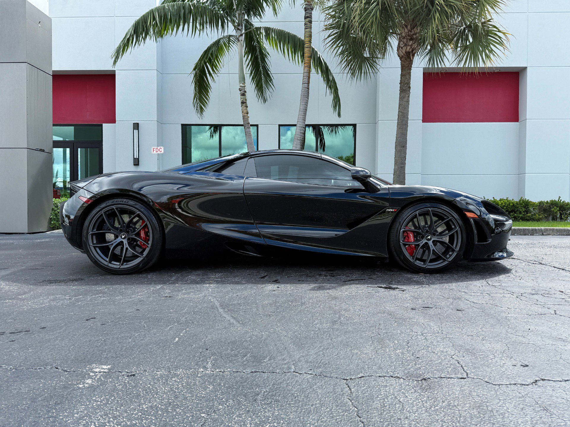 Used 2021 McLaren 720S Performance image 26