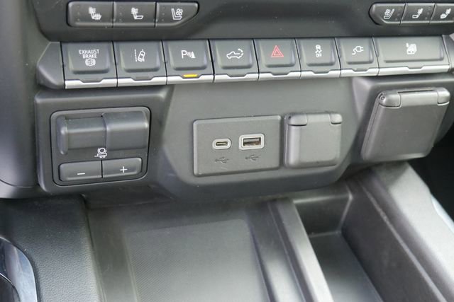 Used 2020 Chevrolet Silverado 2500 LTZ w/ LTZ Premium Package image 23