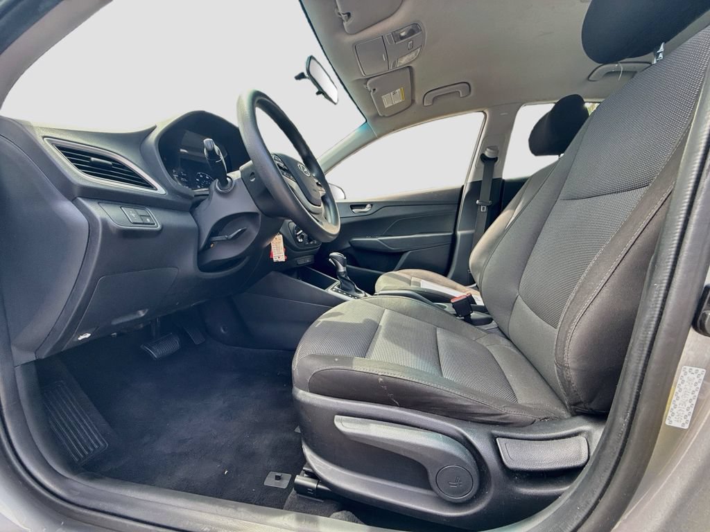 Used 2021 Hyundai Accent SE FWD image 21