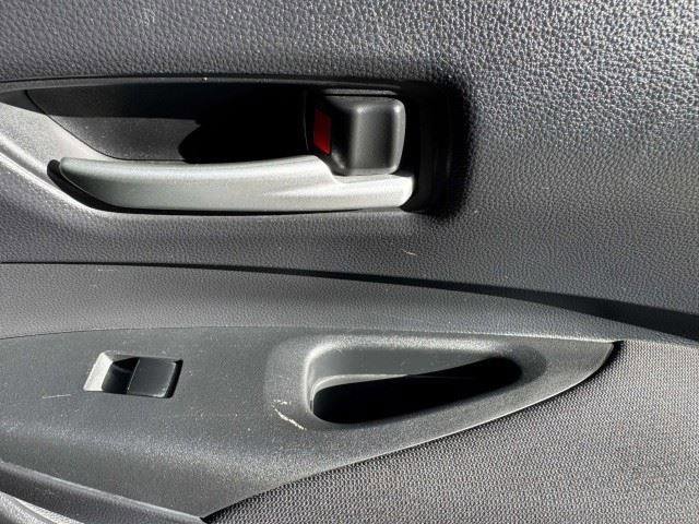 Used 2020 Toyota Corolla LE FWD image 40