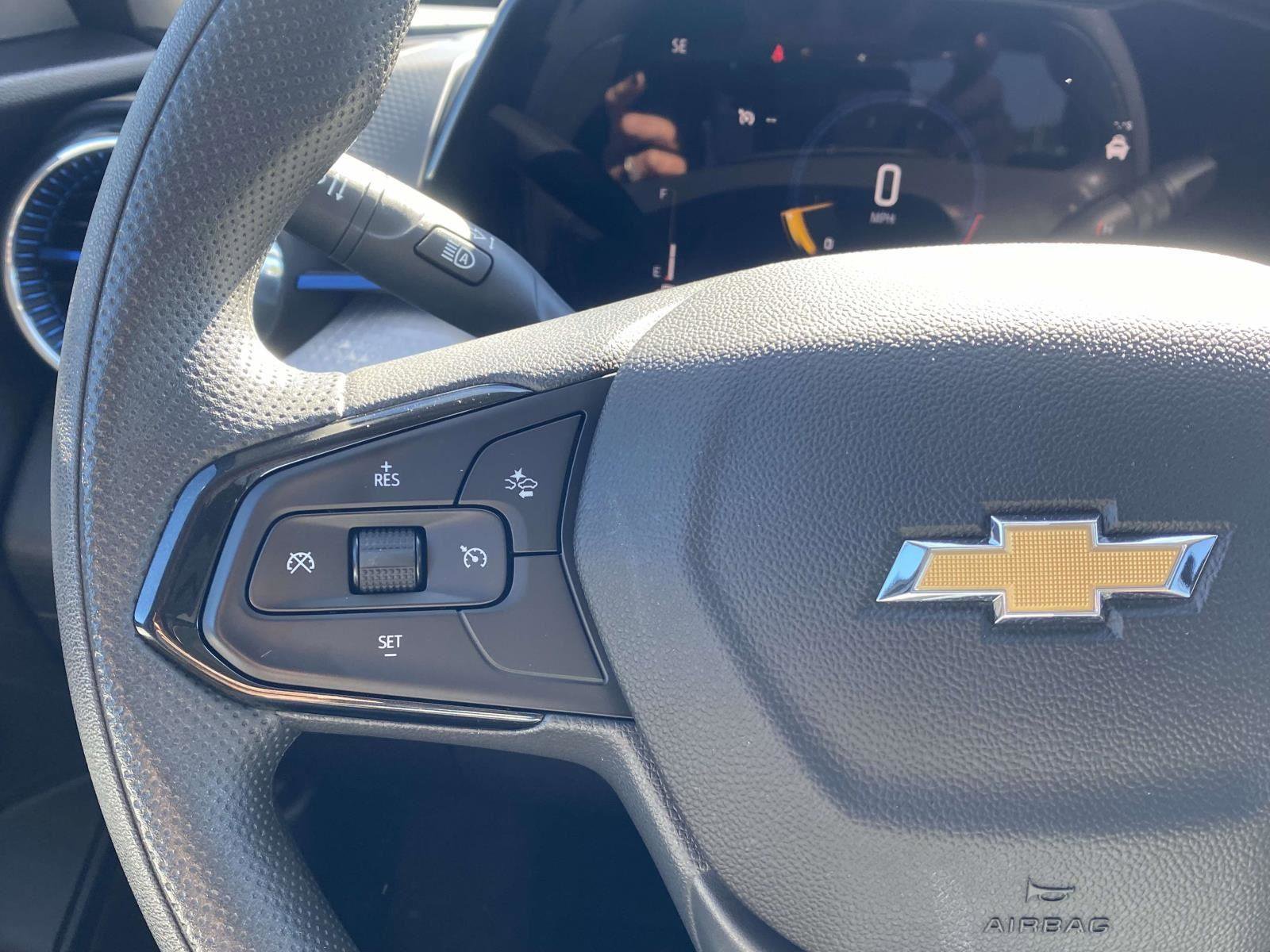 Used 2025 Chevrolet Trax LT image 5