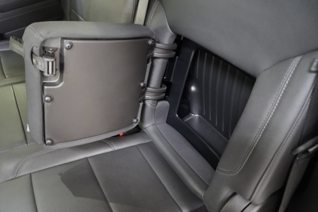 Used 2025 GMC Sierra 1500 SLT RWD image 33
