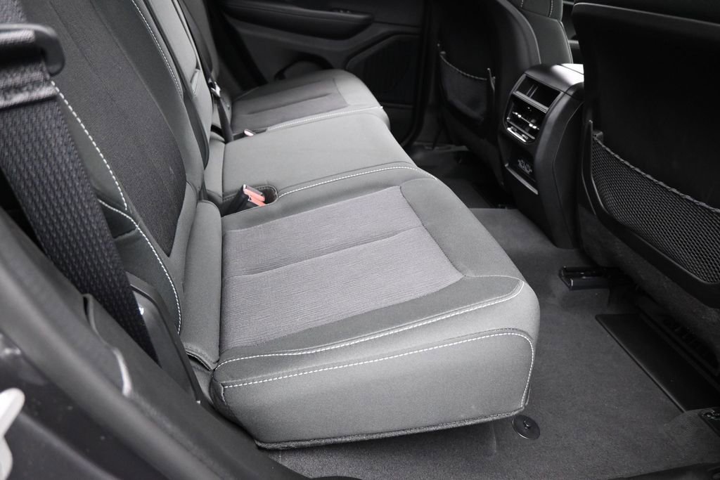 Used 2025 Jeep Grand Cherokee Laredo X RWD image 38
