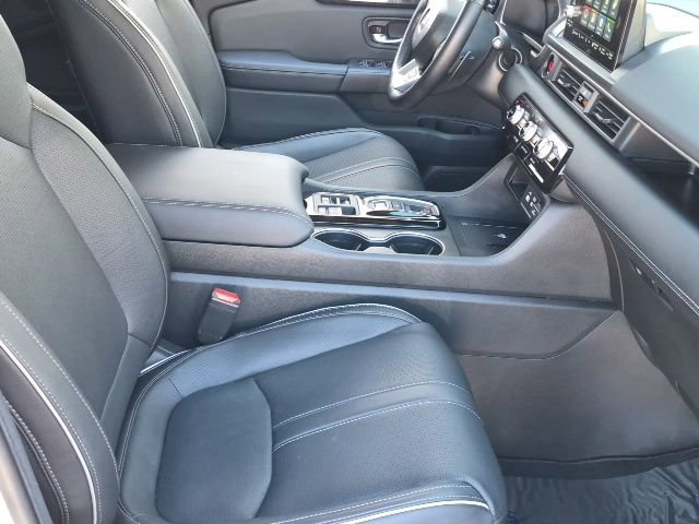 Certified 2024 Honda Pilot Elite image 35