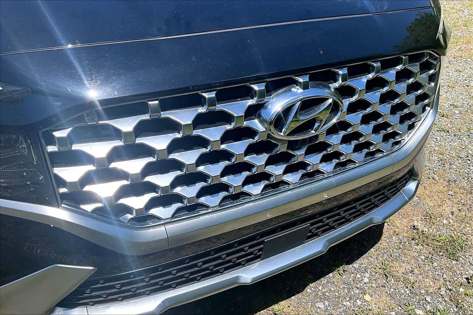 Used 2023 Hyundai Santa Fe Limited AWD/4WD image 30