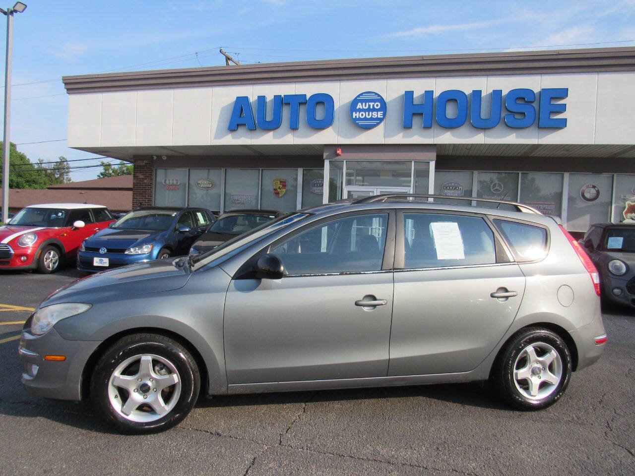Used 2010 Hyundai Elantra SE w/ Popular Equipment Pkg 2 FWD image 7