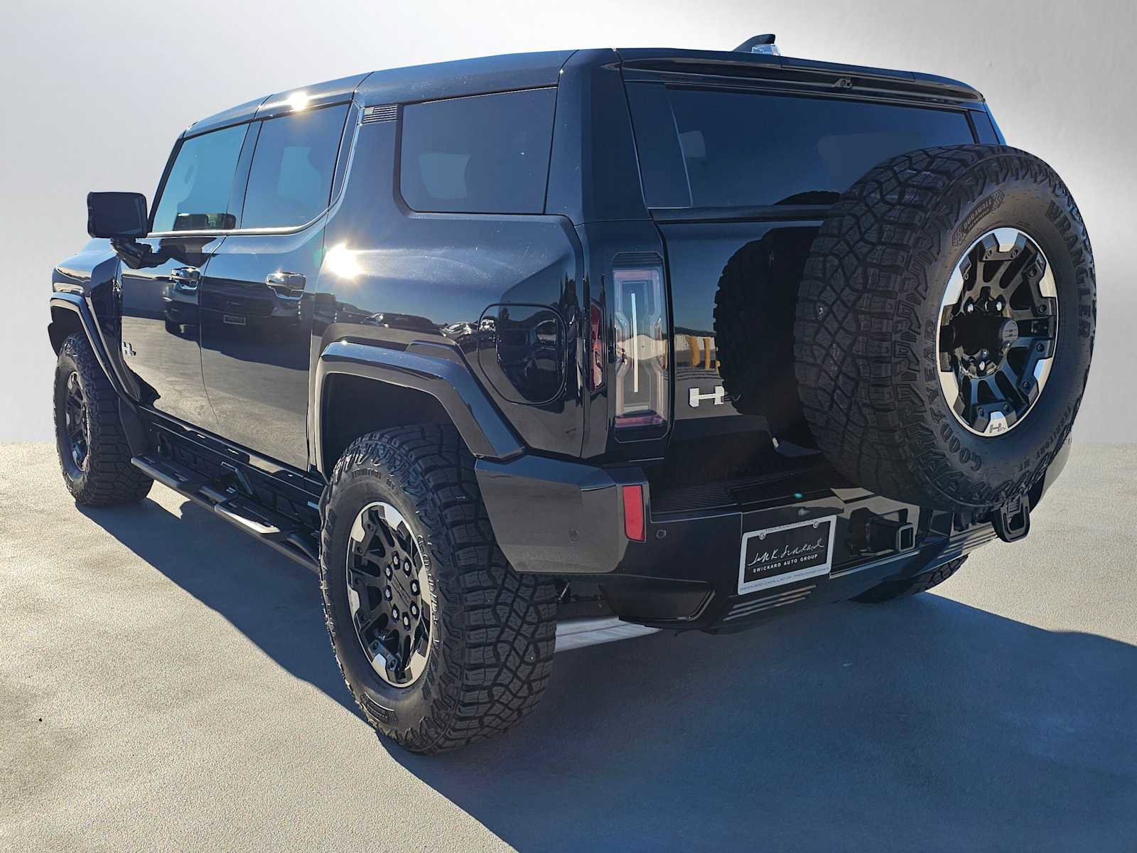 Used 2025 GMC Hummer EV 3X w/ Extreme Off-Road Package image 5