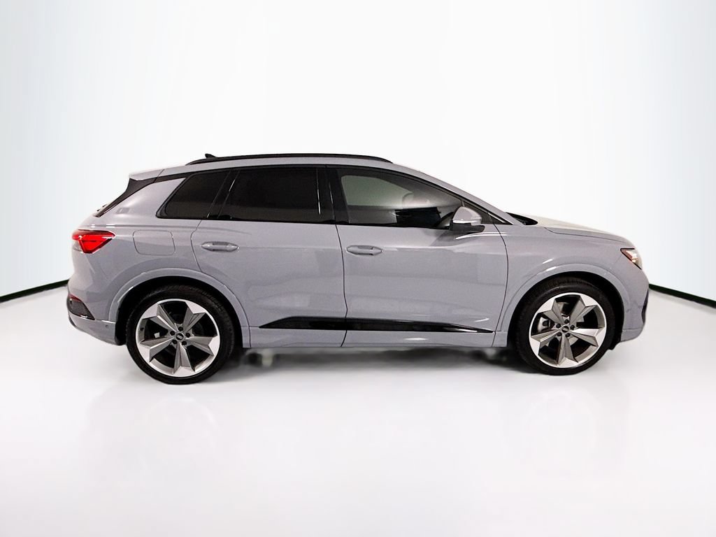 Certified 2026 Audi Q4 e-tron Premium Plus w/ Premium Plus AWD/4WD image 4