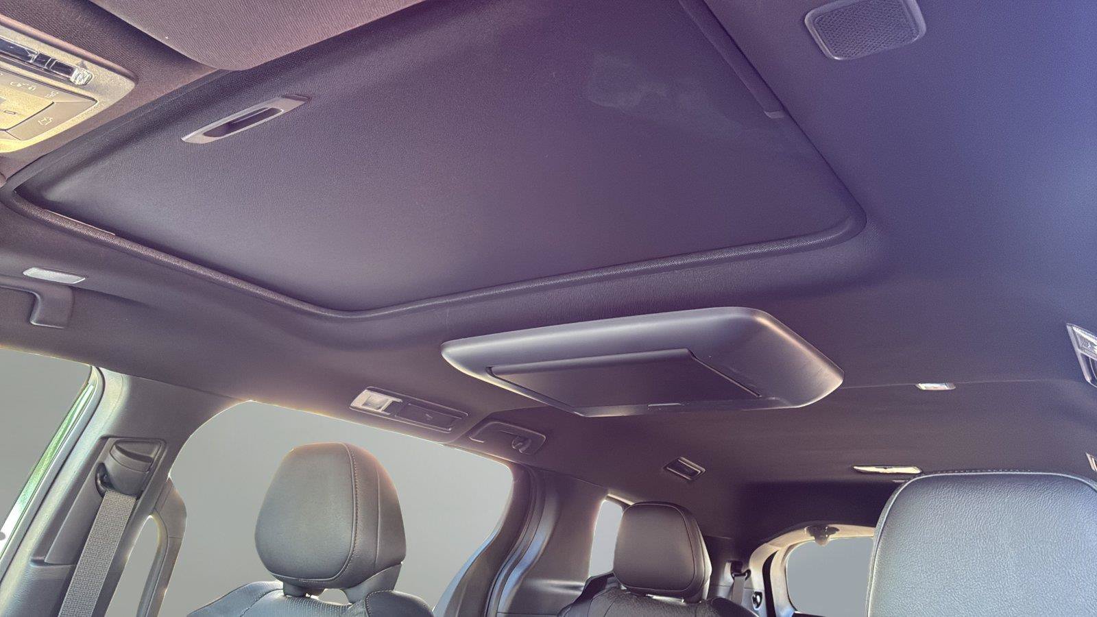 New 2026 Toyota Sienna Platinum AWD/4WD image 25
