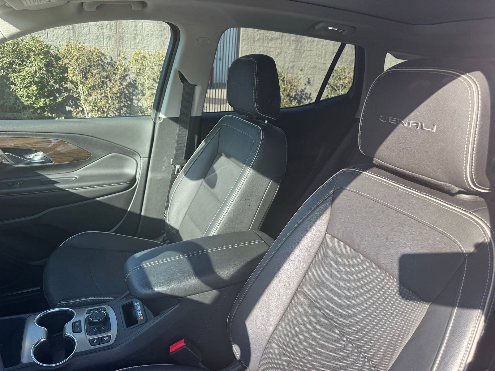 Certified 2020 GMC Terrain Denali w/ Denali Premium Package image 8