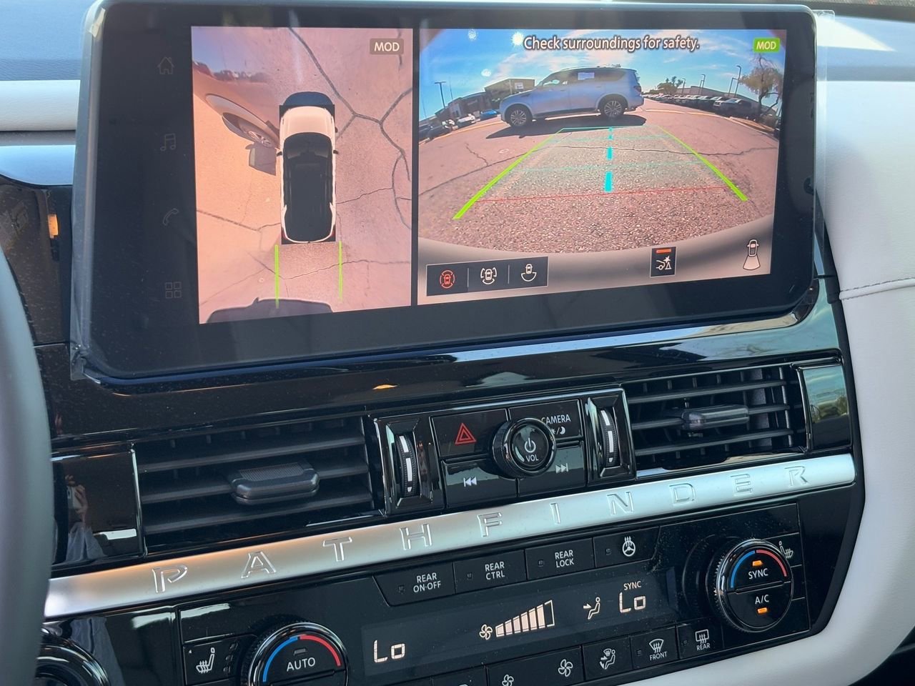 New 2026 Nissan Pathfinder SL AWD/4WD image 24
