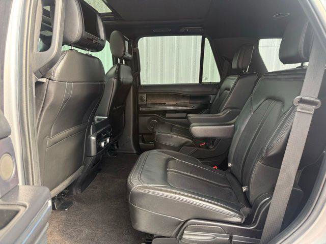 Used 2020 Ford Expedition Limited w/ Equipment Group 301A AWD/4WD image 6