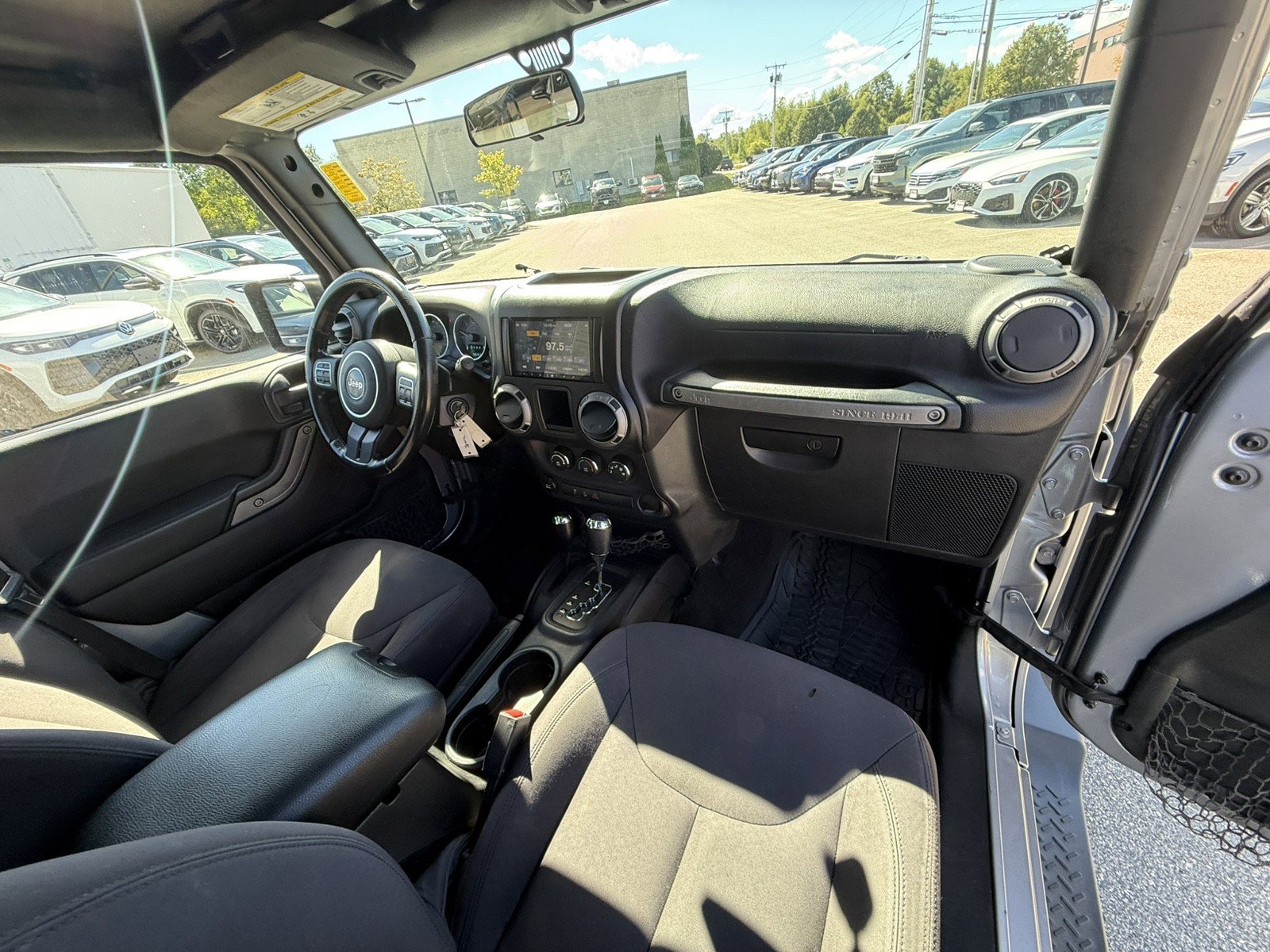 Used 2015 Jeep Wrangler Unlimited Sport AWD/4WD image 25