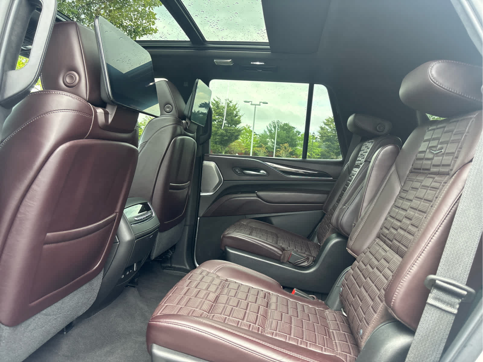 Used 2021 Cadillac Escalade Sport Platinum AWD/4WD image 23