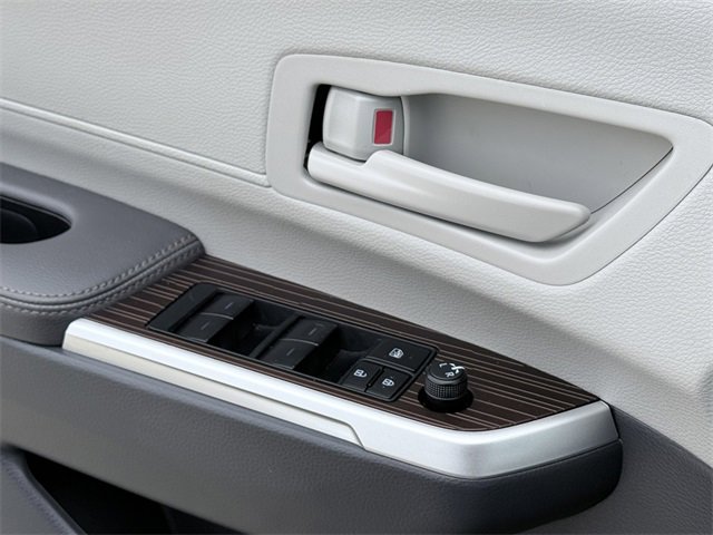 Certified 2024 Toyota Sienna LE image 35