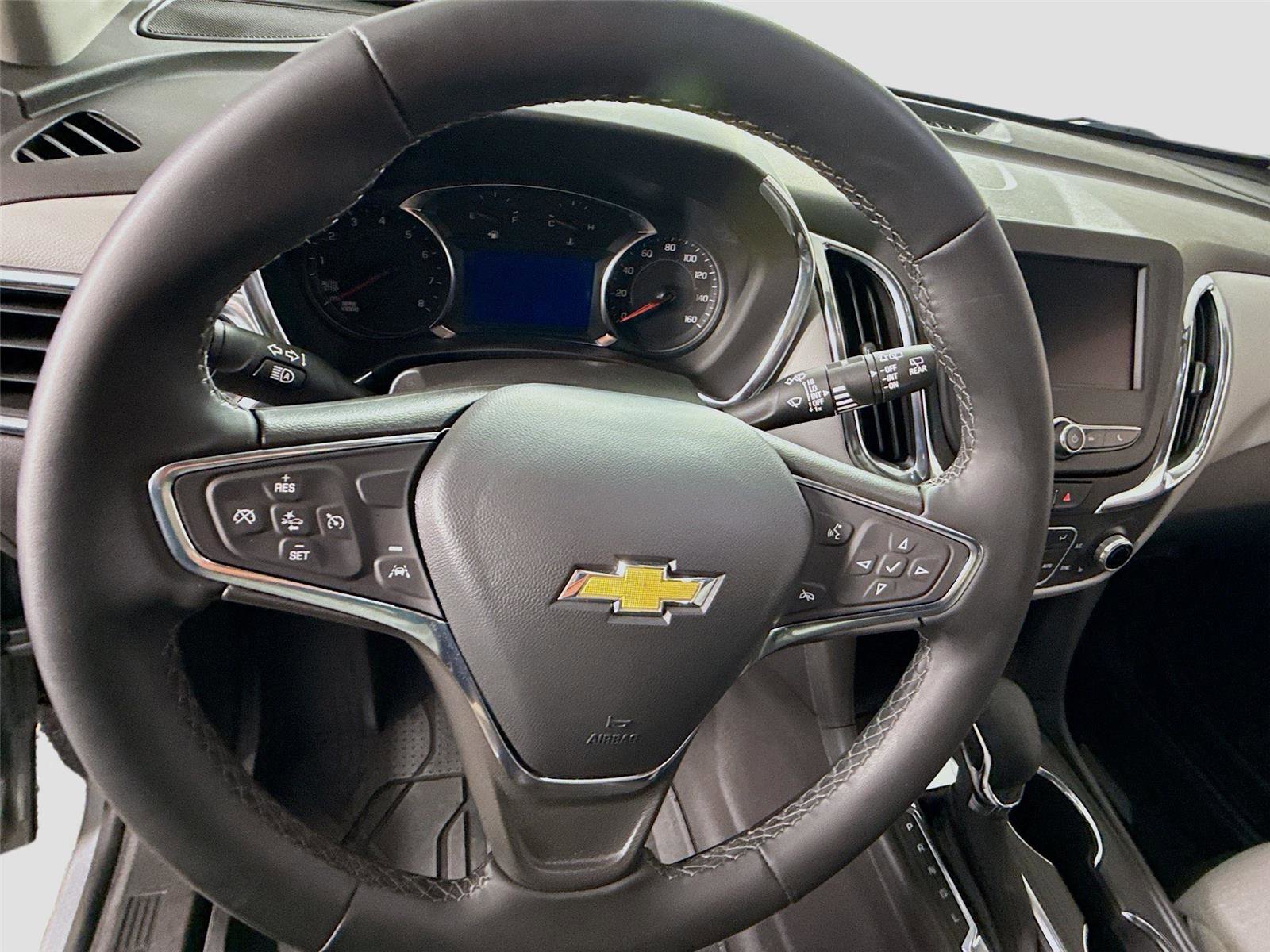 Used 2024 Chevrolet Equinox LT w/ LPO, Floor Liner Package image 5