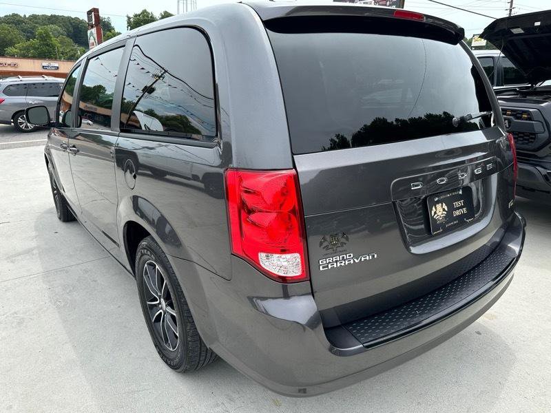 Used 2019 Dodge Grand Caravan SE FWD image 5