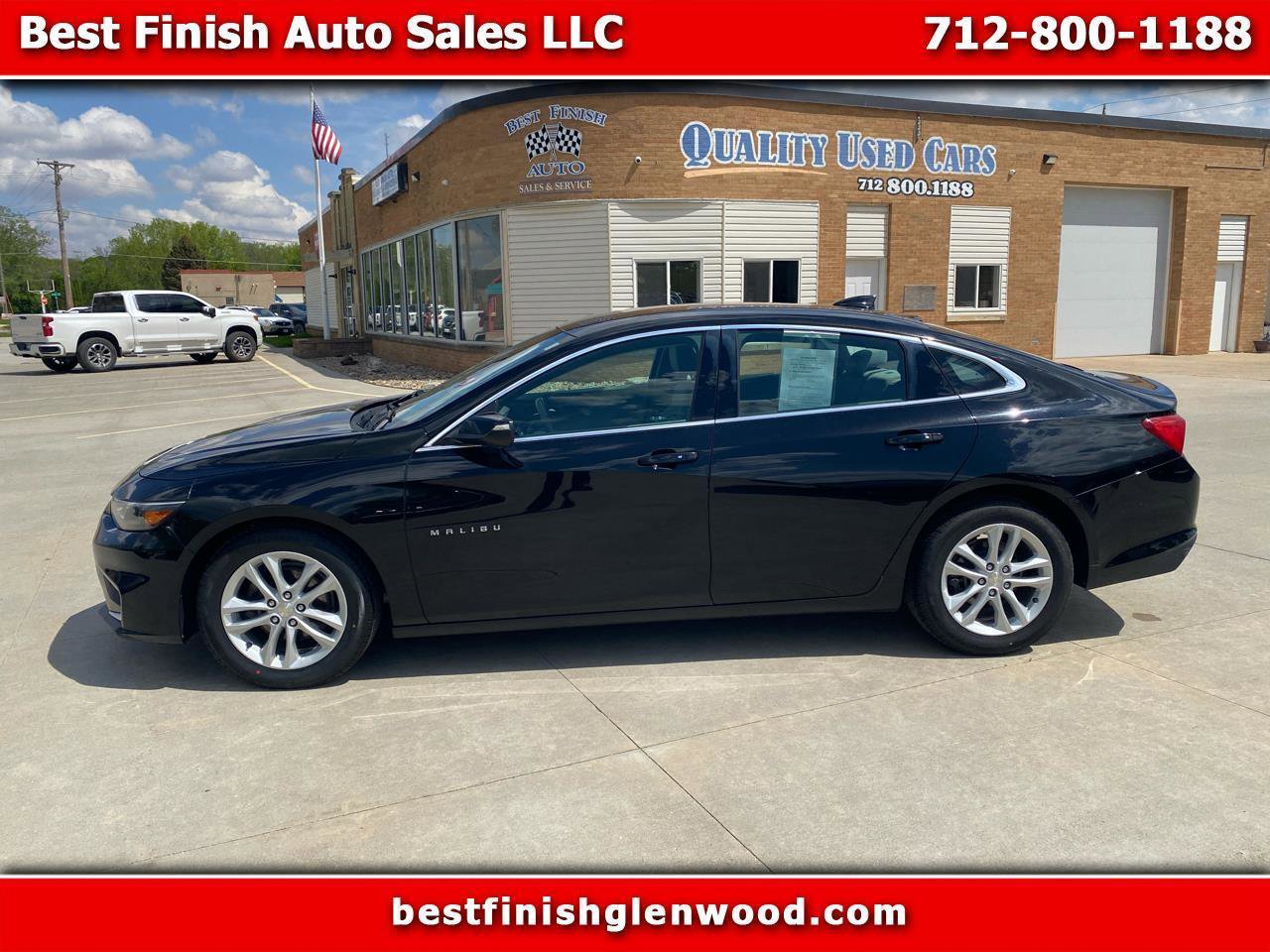 Used 2018 Chevrolet Malibu LT FWD image 1