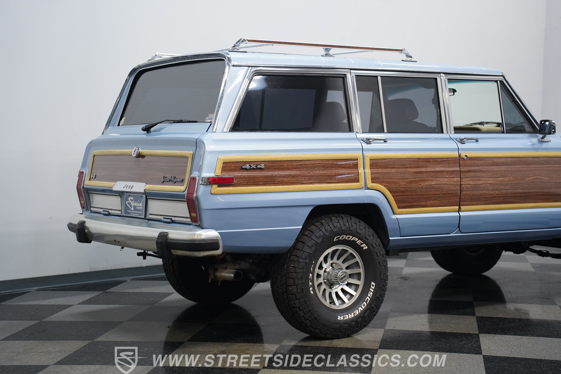 Used 1989 Jeep Grand Wagoneer AWD/4WD image 24