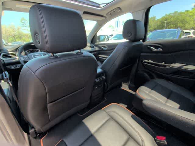 Used 2023 GMC Acadia AT4 w/ Preferred Package AWD/4WD image 16