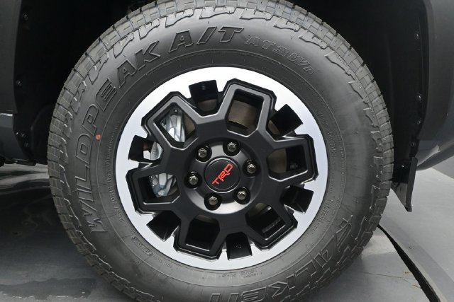 New 2026 Toyota 4Runner 4WD image 17